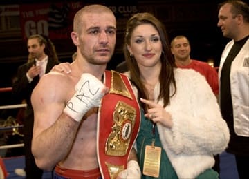 Arnaoutis_USBA_title_pose