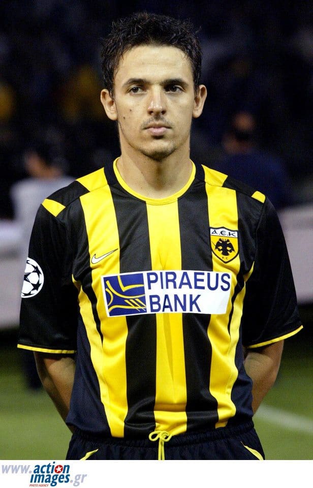 385545_102740499845668_896273163_n