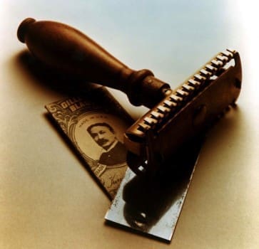 Gillette_history_1904