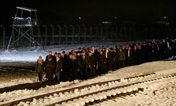 Auschwitz_back