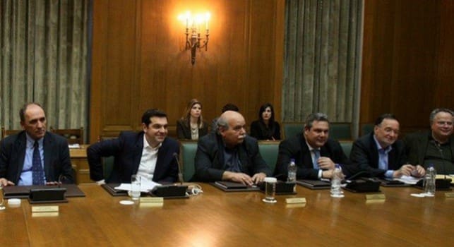 ÁÈÇÍÁ-ÓÕÍÅÄÑÉÁÓÇ ÊÕÂÅÑÍÇÔÉÊÇÓ ÅÐÉÔÑÏÐÇÓ ÕÐÏ ÔÏÕ ÐÑÙÈÕÐÏÕÑÃÏÕ ÁËÅÎÇ ÔÓÉÐÑÁ.(Eurokinissi-ÊÏÍÔÁÑÉÍÇÓ ÃÉÙÑÃÏÓ)