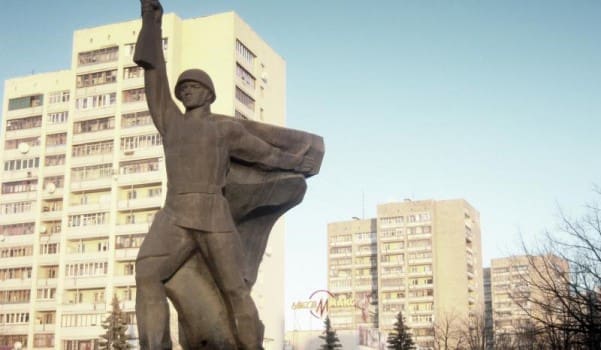 kharkhov-monument