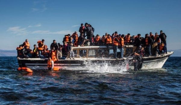 prosfyges-lesbos-barka