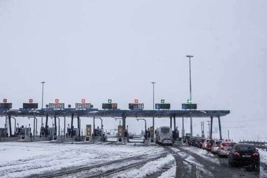 Heavy snowfall on the Athens - Lamia National Route, Dec. 31, 2014 / Ισχυρή χιονόπτωση στην Εθνική Οδό Αθηνών - Λαμιάς, 31 Δεκεμβρίου, 2014
