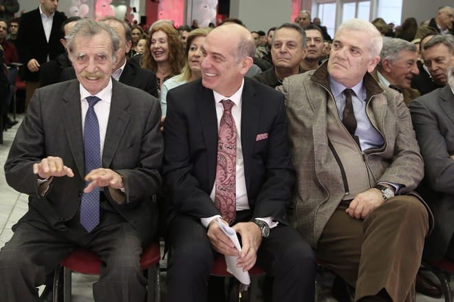 ÃÉÏÑÔÇ ÁÐÏ ÔÉÓ ÉÐÐÏÄÑÏÌÉÅÓ ÁÅ ÓÔÉÓ ÅÃÊÁÔÁÓÔÁÓÅÉÓ ÔÏÕ ÉÐÐÏÄÑÏÌÏÕ ÓÔÏ ÌÁÑÊÏÐÏÕËÏ ÃÉÁ ÔÏÍ ÅÍÁ ×ÑÏÍÏ ËÅÉÔÏÕÑÃÉÁÓ ÔÇÓ